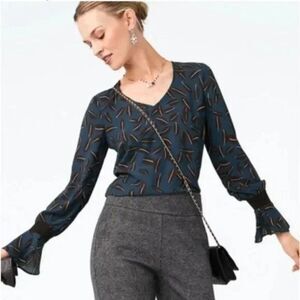 CAbi Shadow Leaf Blouse Women Large Teal Print Flared Long Sleeve V Neck 3763